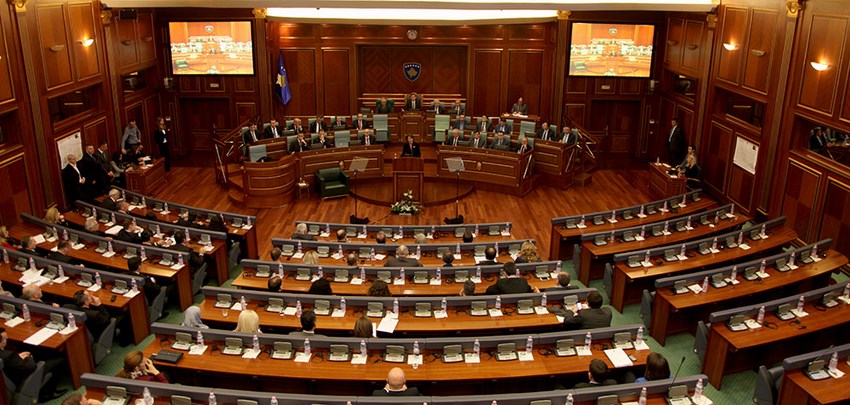 18_12_2014_7886472_Fjalimi_vjetor_i_Presidentes_se_Republikes_se_Kosoves_ne_Kuvendin_e_Kosoves08__Copy_