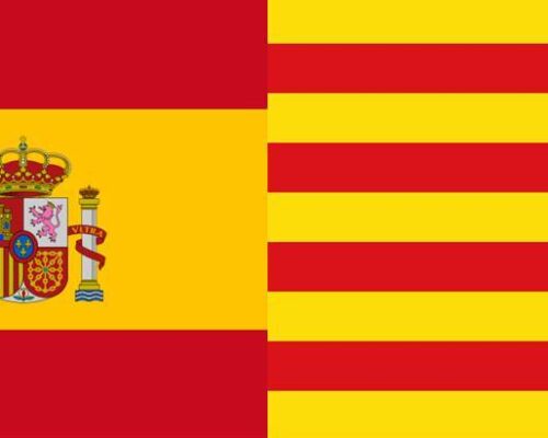Flaggen Spaniens und Kataloniens
