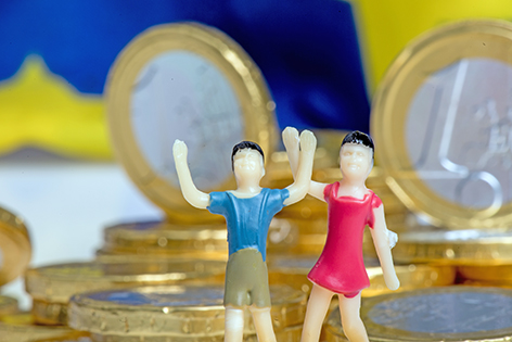 Der Wohlfahrtsstaat ist ein Konzept, um die Bürger – noch dazu mit ihrem eigenen Geld – vom Staat abhängig zu machen.